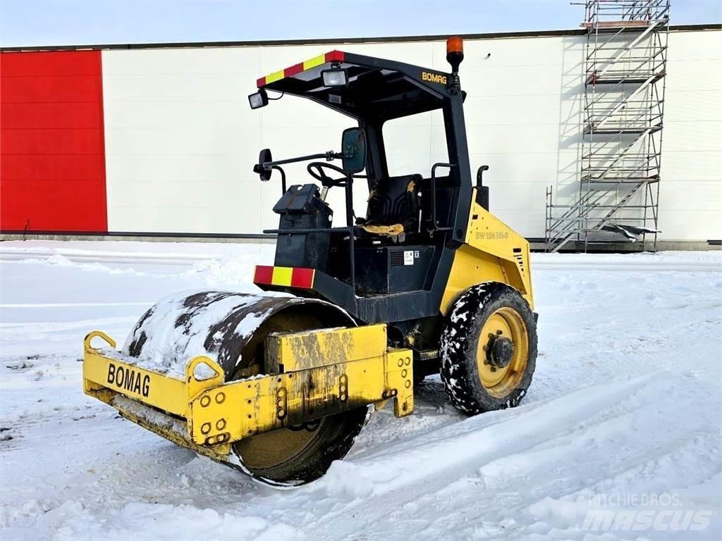 Bomag BW 124 DH-3 Κατασκευές - Άλλα