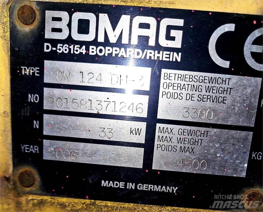 Bomag BW 124 DH-3 Κατασκευές - Άλλα