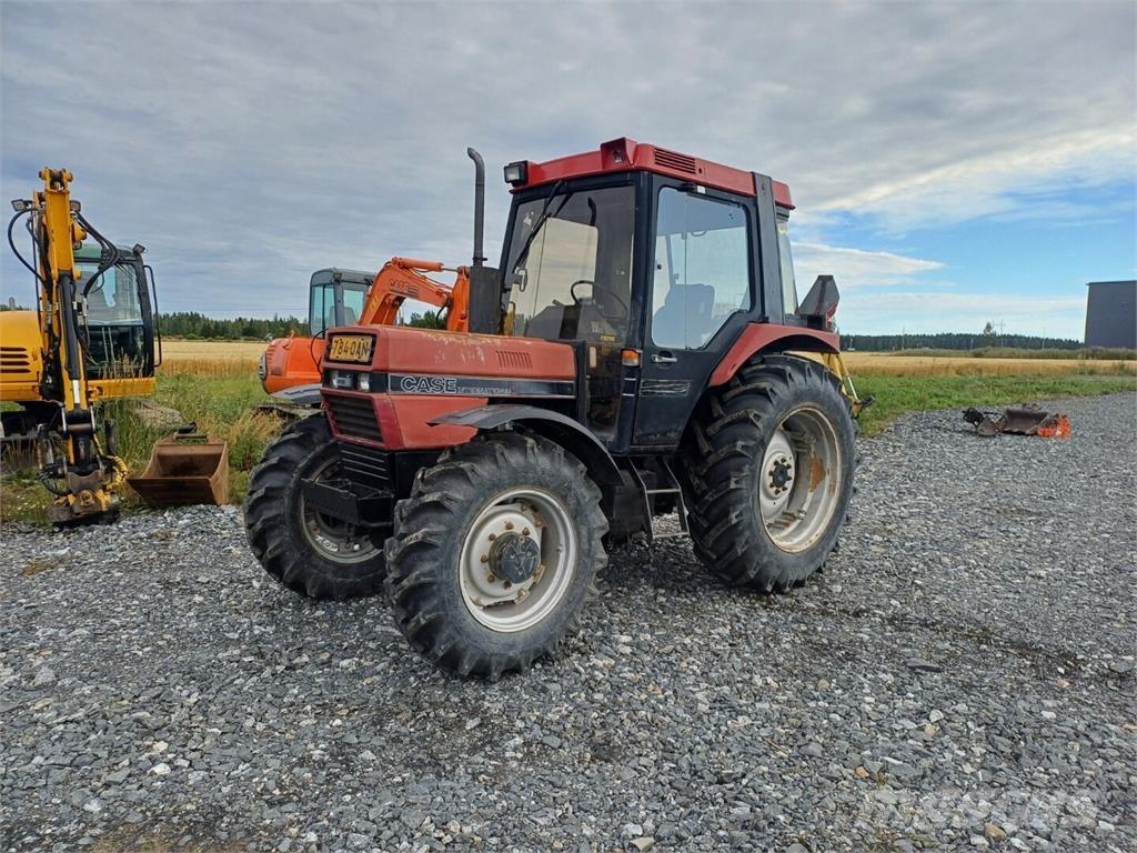 Case IH 685XL Τρακτέρ