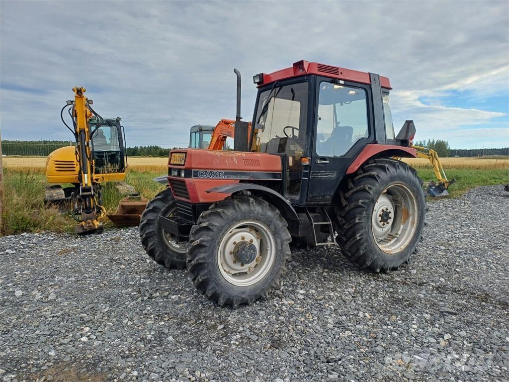 Case IH 685XL Τρακτέρ