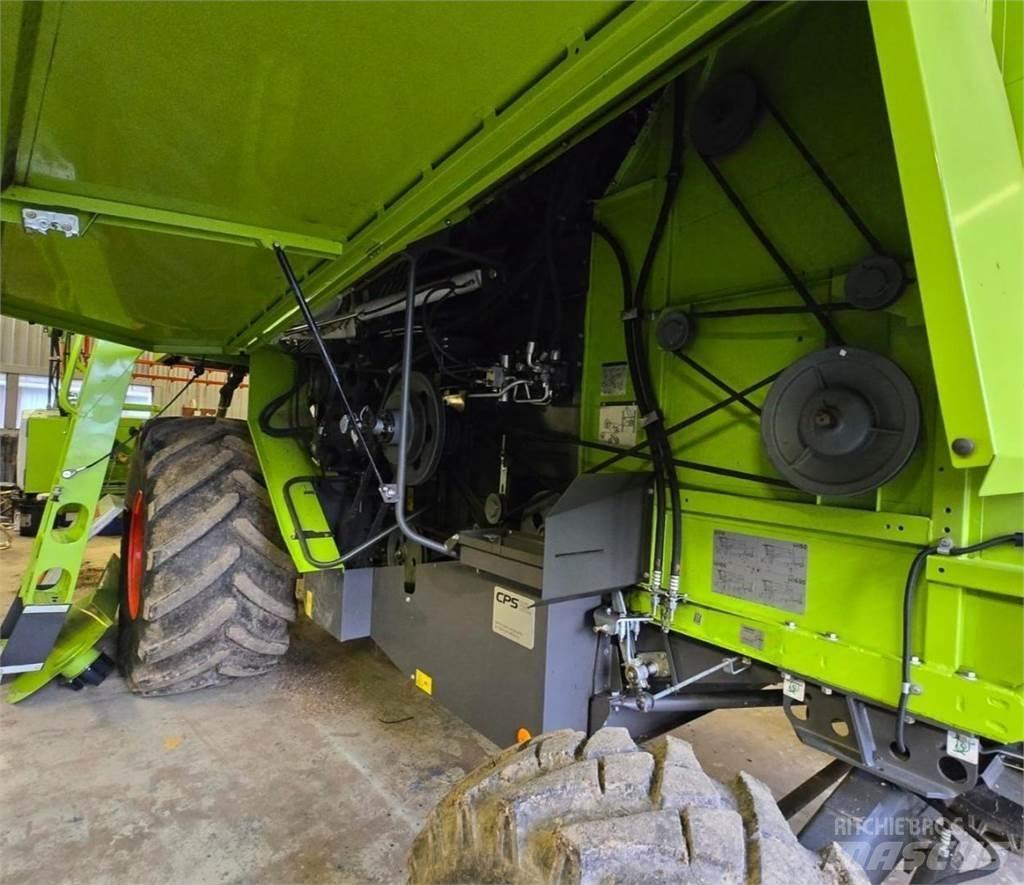 CLAAS Avero 160 Θεριζοαλωνιστικές μηχανές