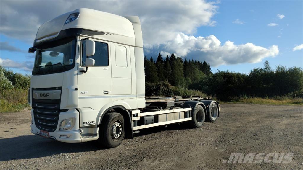 DAF XF 530 Φορτηγά ανατροπή με γάντζο