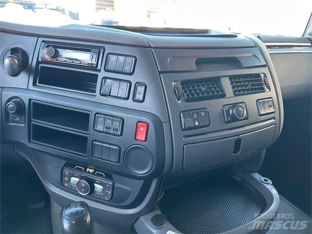 DAF XF 530 6x4 Τράκτορες
