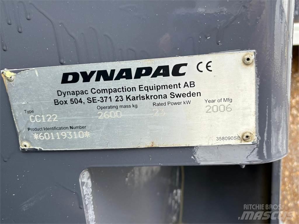 Dynapac CC122 Άλλα