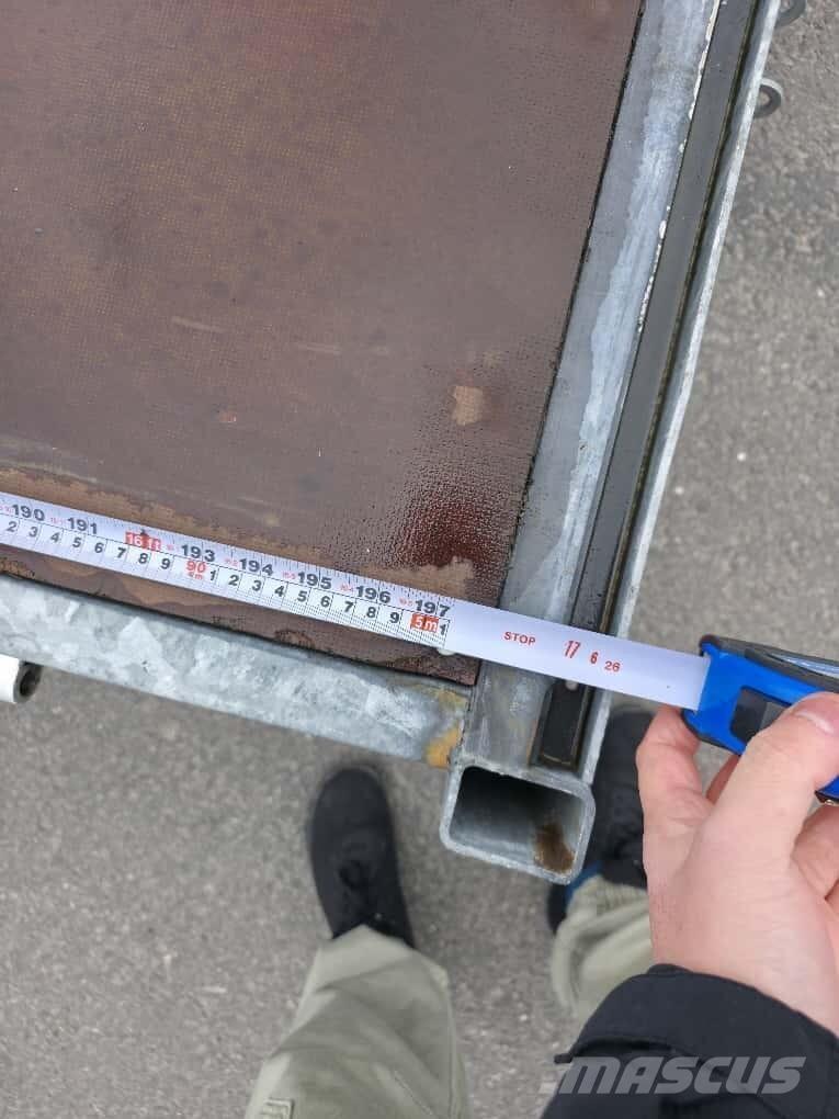 Eduard P4 3000kg Επίπεδες/πλευρικώς ανοιγόμενες ρυμούλκες