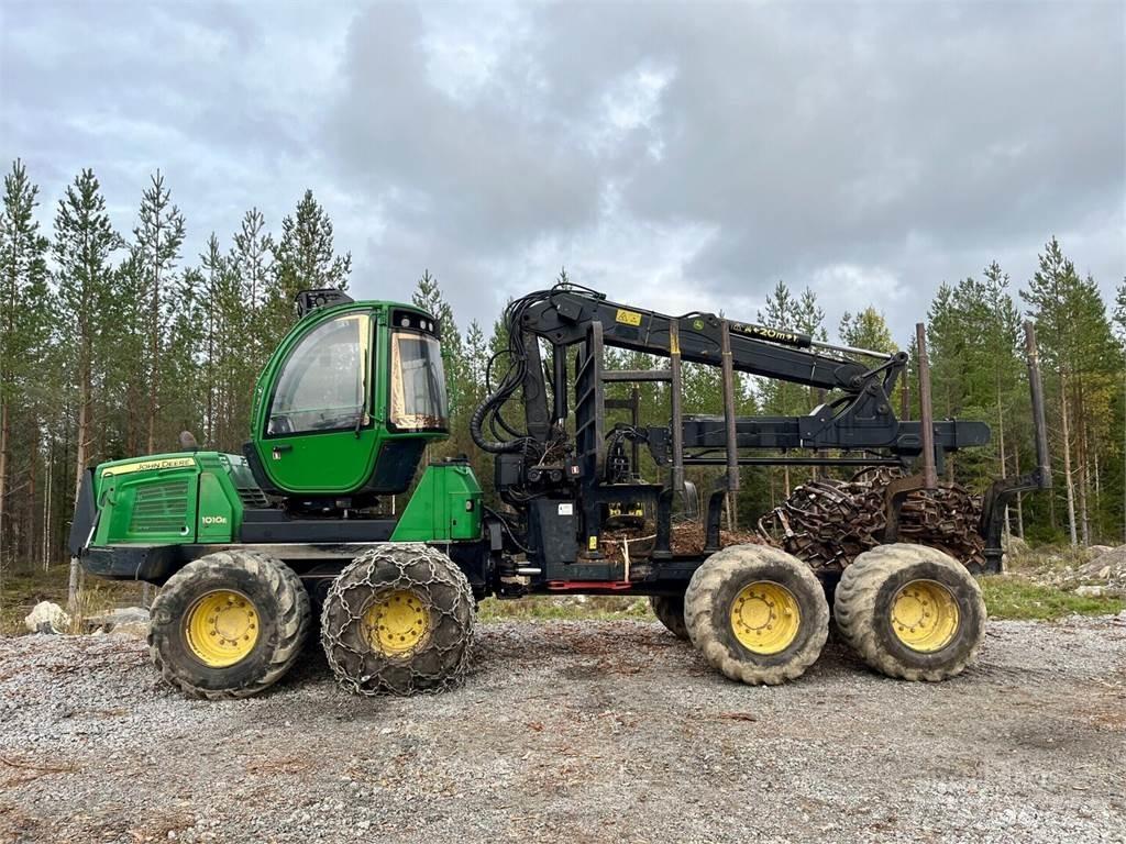 John Deere 1010E Μεταφορείς ξυλείας