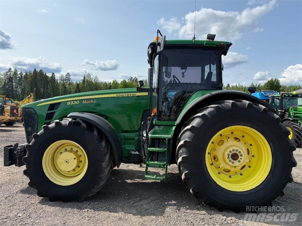 John Deere 8330 Τρακτέρ