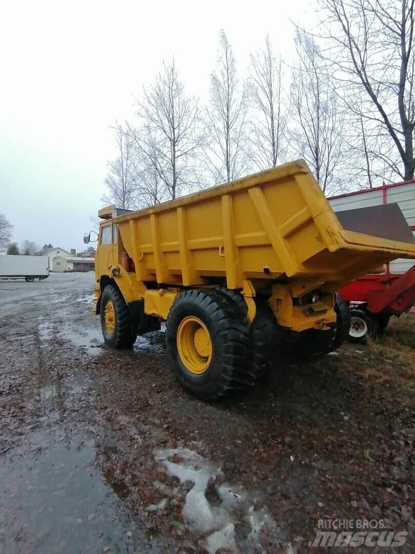 Kockum 425B Σπαστό Dump Truck ADT