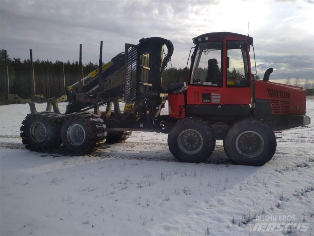 Komatsu 845 Μεταφορείς ξυλείας