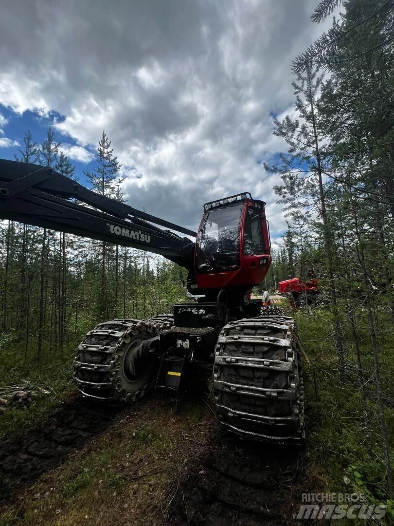 Komatsu 901 XC Θεριζοαλωνιστικές μηχανές