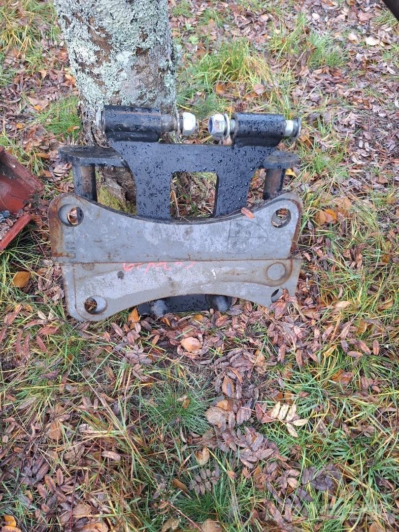 Lännen 880S Εκσκαφείς Φορτωτές τύπου JCB