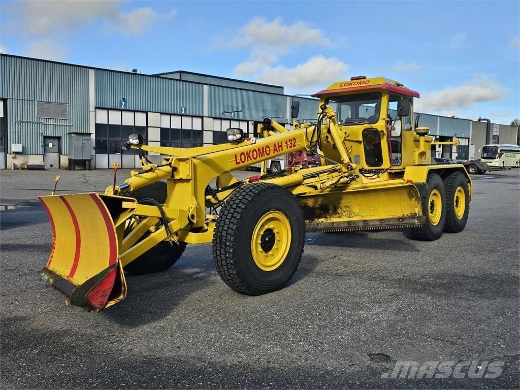 Lokomo AH 132 C Γκρέιντερς