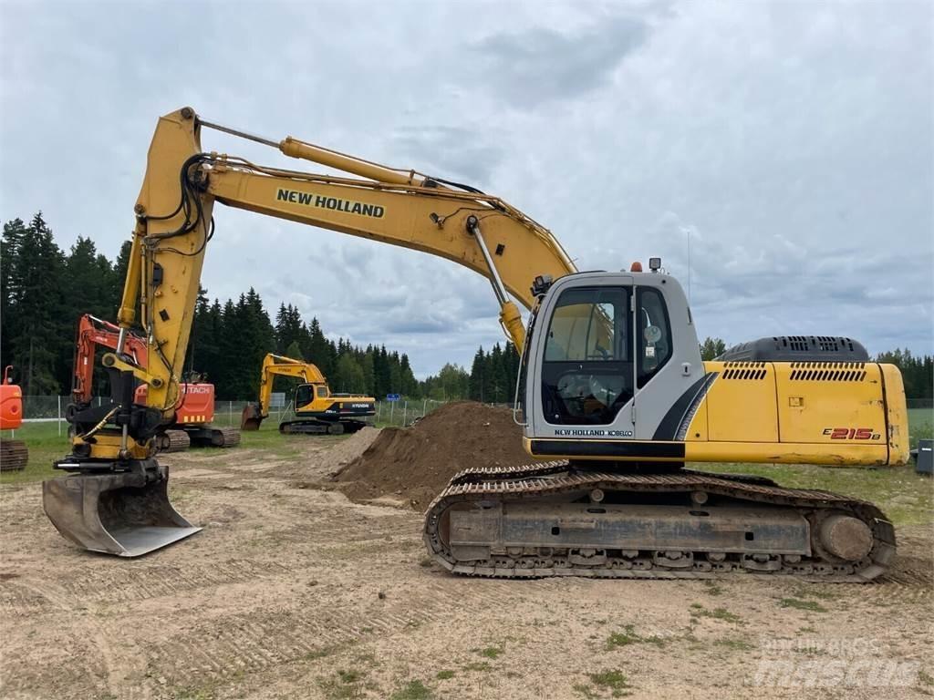 New Holland E215B Εκσκαφείς με ερπύστριες