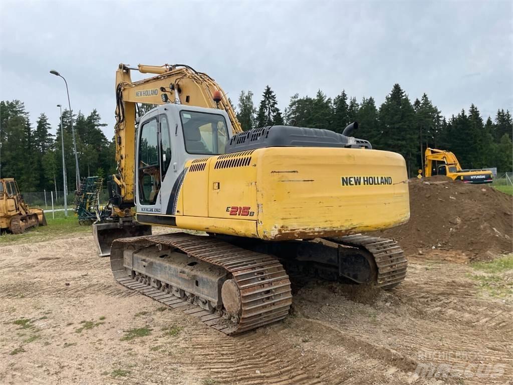 New Holland E215B Εκσκαφείς με ερπύστριες