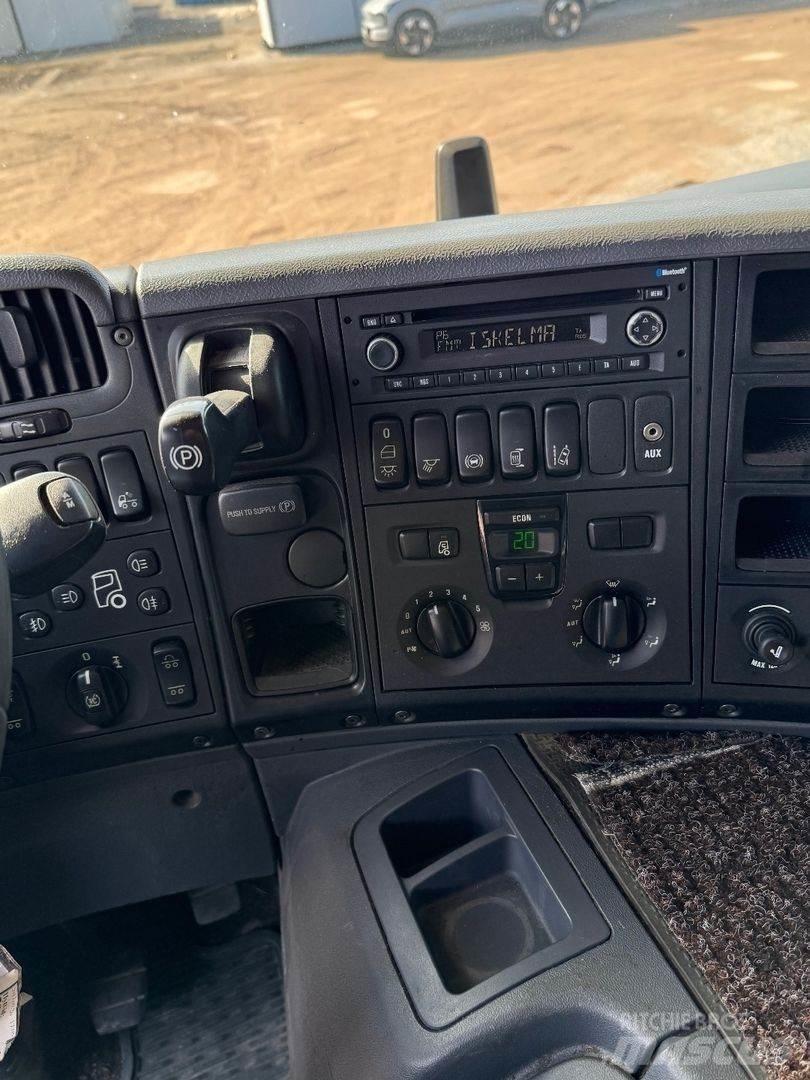 Scania P370 Φορτηγά με Γερανό