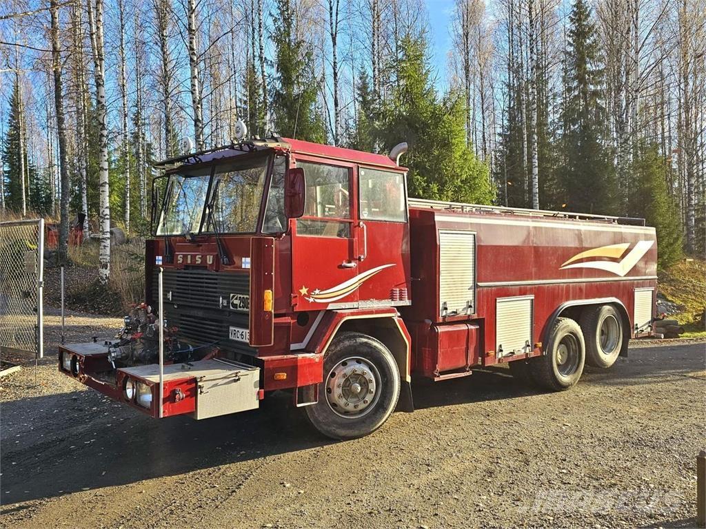 Sisu Paloauto 6X2 Άλλα Φορτηγά