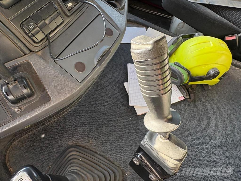 Sisu Polar 10x4 Φορτηγά Ανατροπή