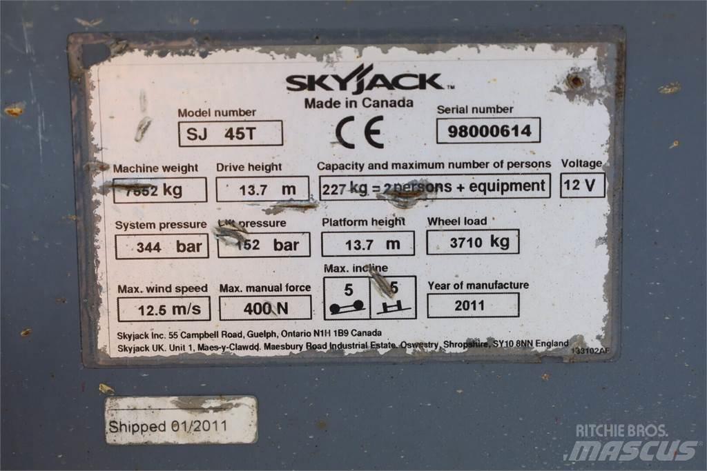 SkyJack SJ 45T Ανυψωτήρες με κατακόρυφους πυλώνες
