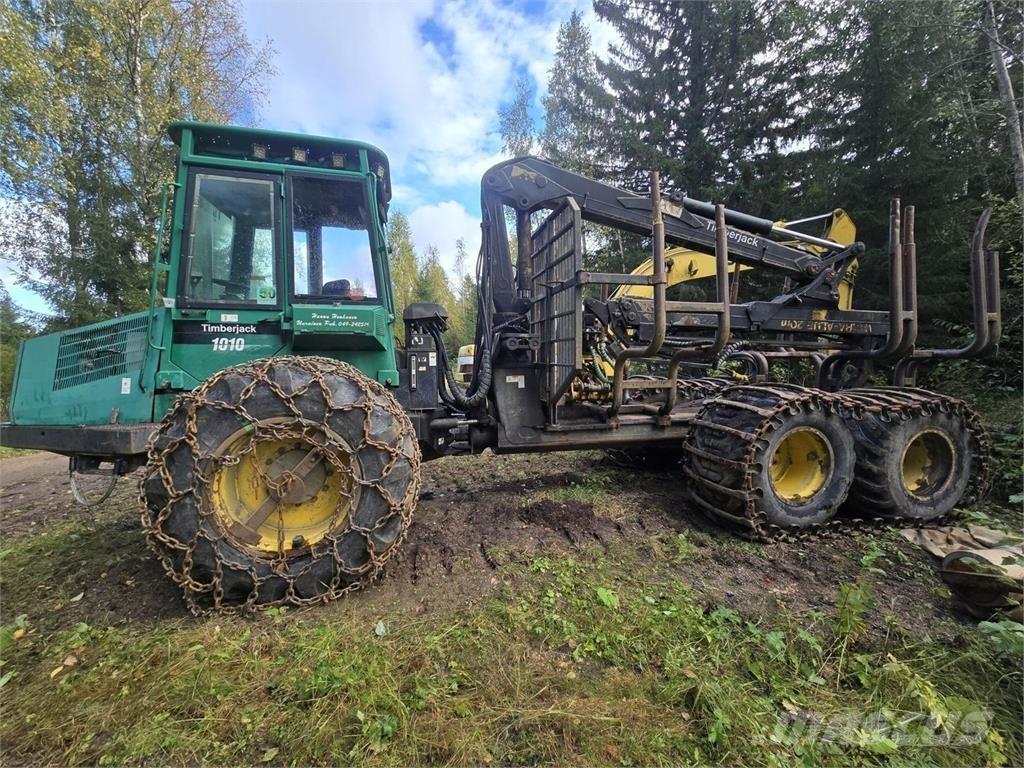 Timberjack 1010 Μεταφορείς ξυλείας