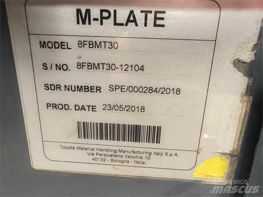 Toyota 8FBMT30 Ηλεκτρικά περονοφόρα ανυψωτικά κλαρκ