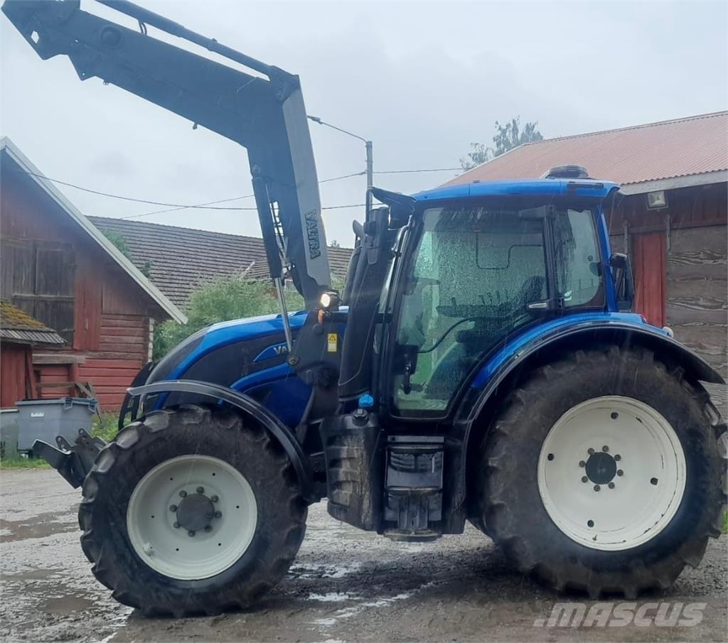 Valtra N134 Τρακτέρ