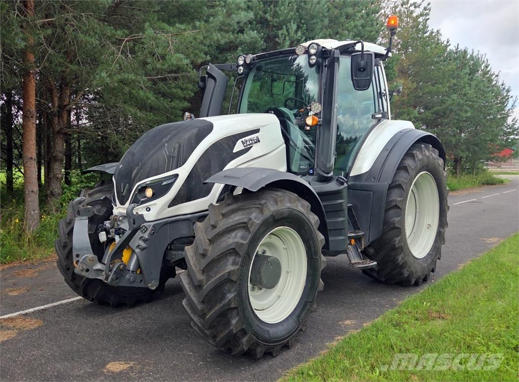 Valtra T254 Versu Τρακτέρ