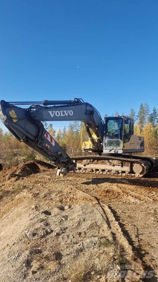Volvo 210C Εκσκαφείς με ερπύστριες