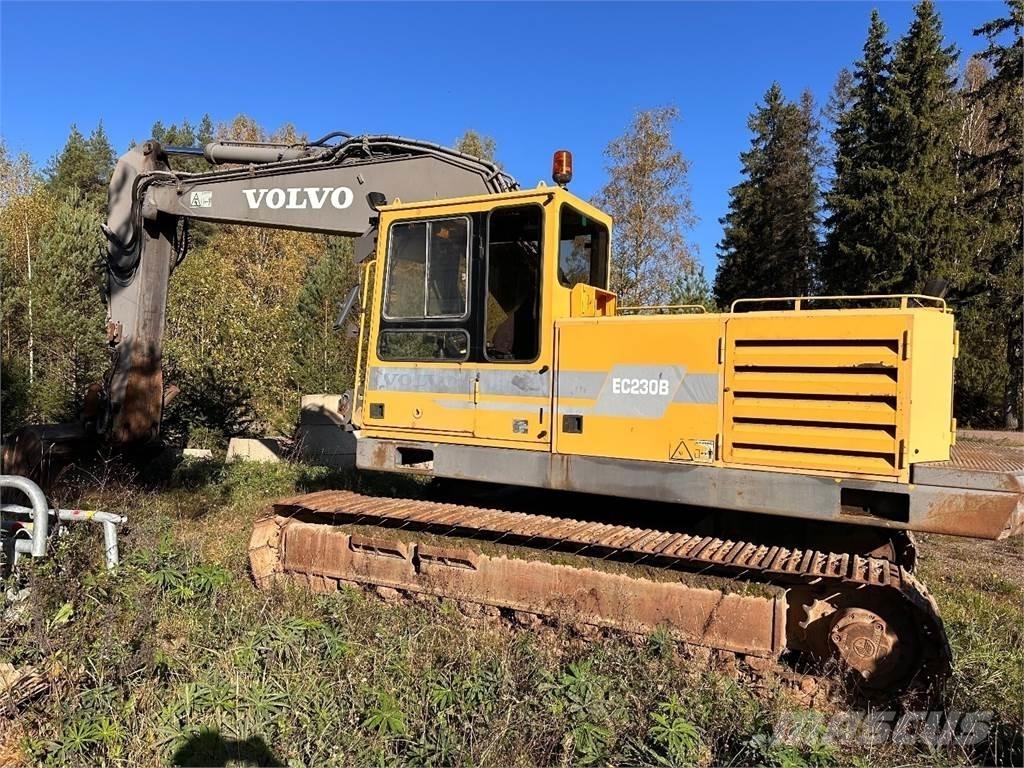 Volvo EC230B Εκσκαφείς με ερπύστριες