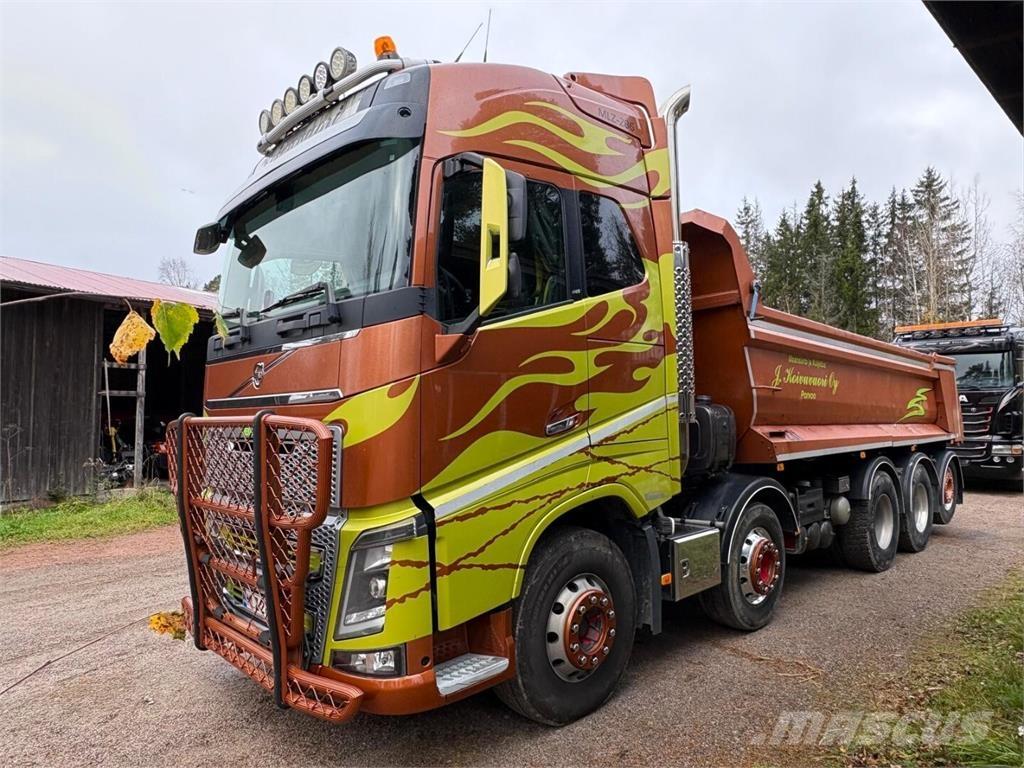 Volvo FH16 650 Φορτηγά Ανατροπή