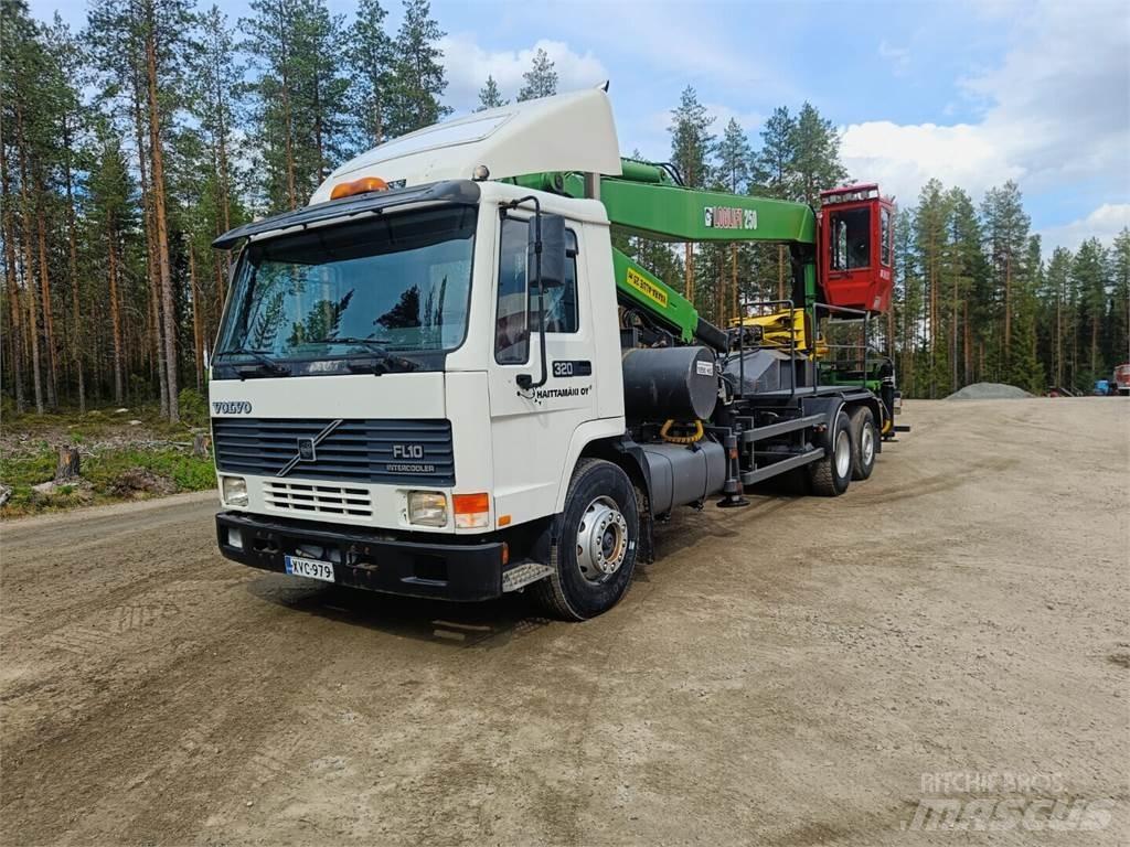 Volvo FL10 Φορτηγά με Γερανό