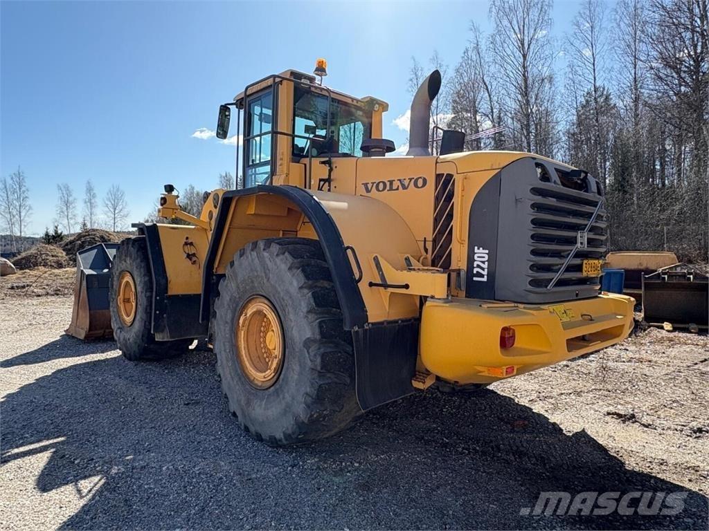 Volvo L 220 F Φορτωτές με λάστιχα (Τροχοφόροι)