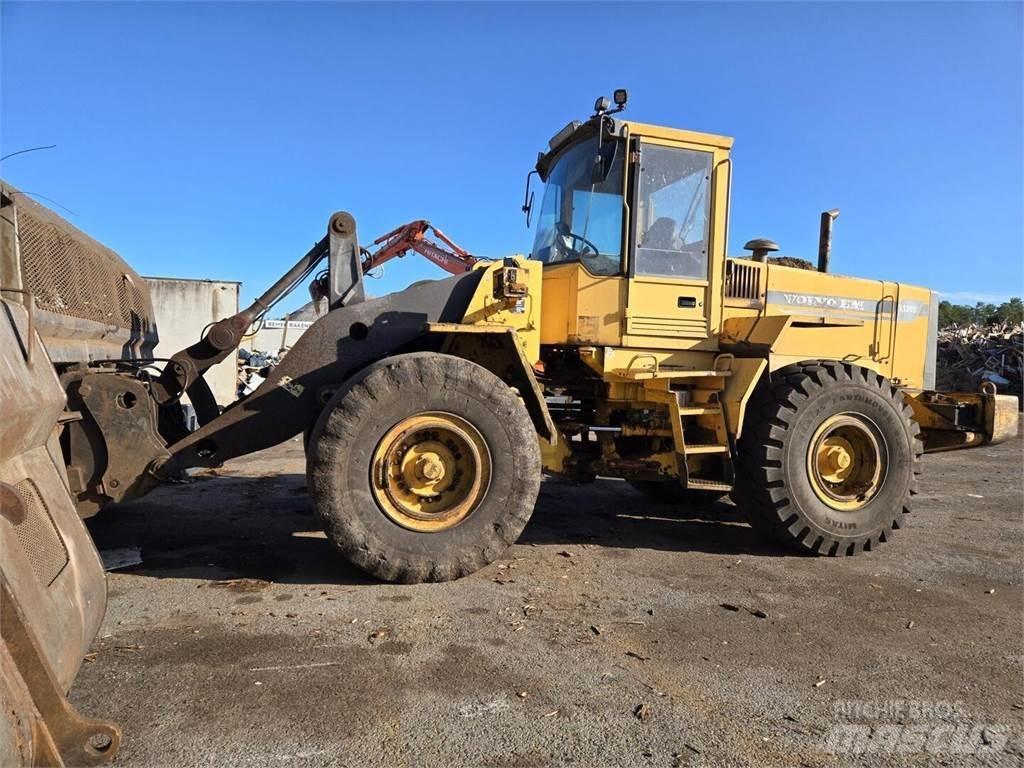 Volvo L120C Φορτωτές με λάστιχα (Τροχοφόροι)