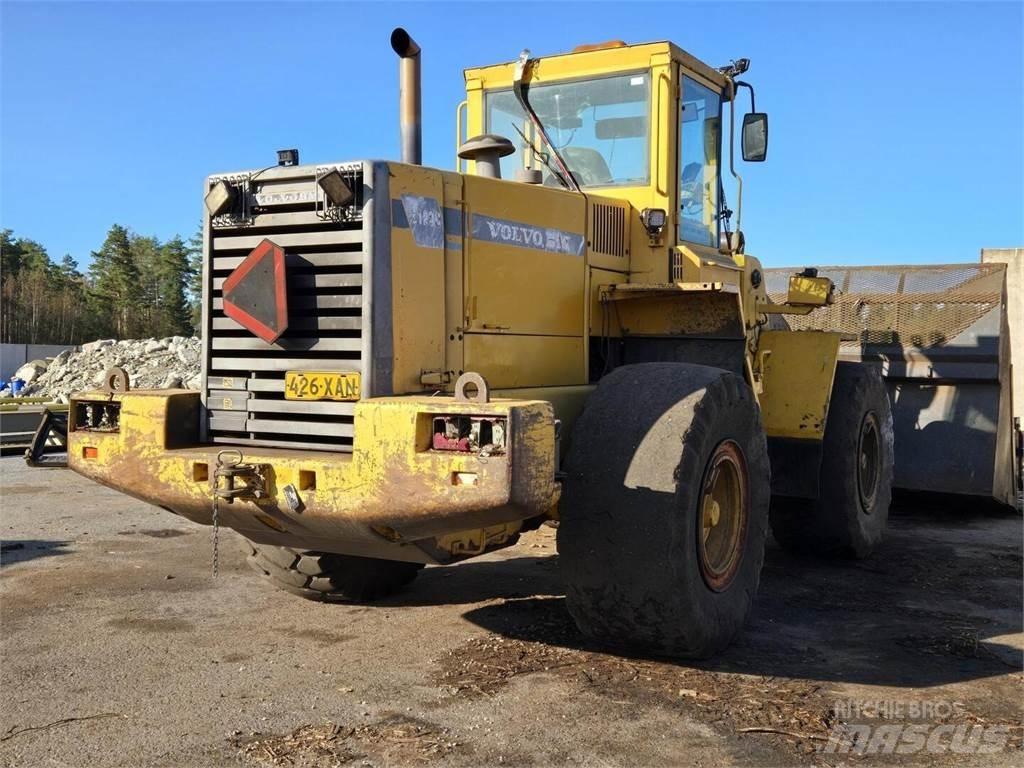 Volvo L120C Φορτωτές με λάστιχα (Τροχοφόροι)