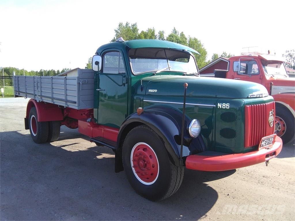 Volvo N 86 Φορτηγά Kαρότσα με ανοιγόμενα πλαϊνά
