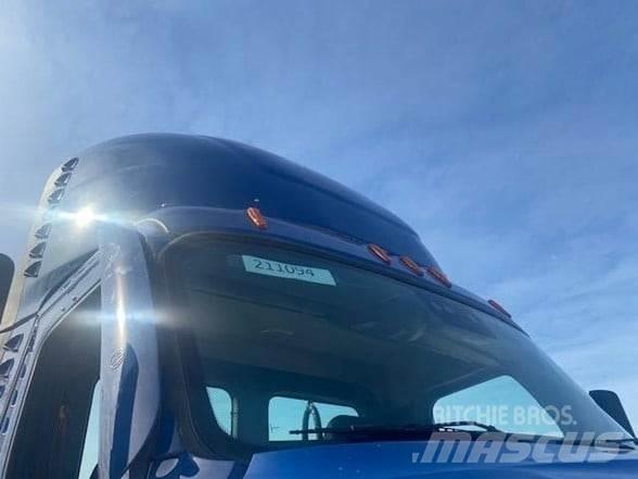Freightliner CASCADIA 116 Τράκτορες