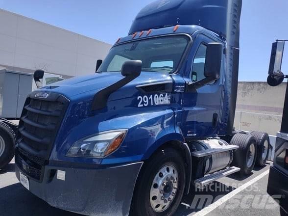 Freightliner CASCADIA 116 Τράκτορες