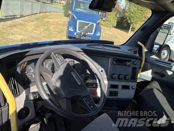 Freightliner CASCADIA 116 Τράκτορες