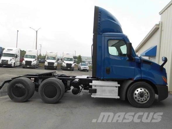 Freightliner CASCADIA 116 Τράκτορες