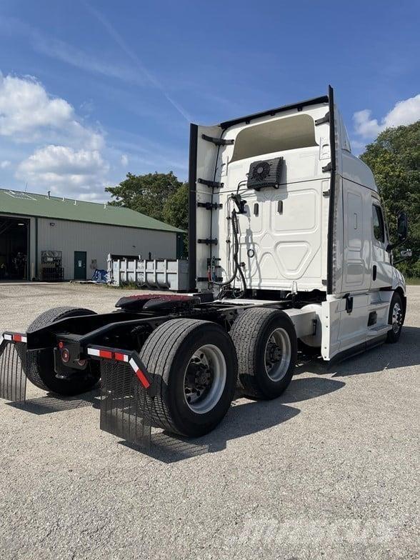 Freightliner CASCADIA 116 Τράκτορες