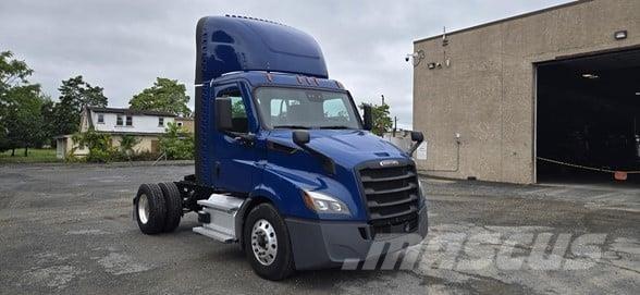 Freightliner CASCADIA 116 Τράκτορες