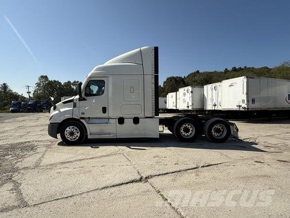 Freightliner CASCADIA 116 Τράκτορες