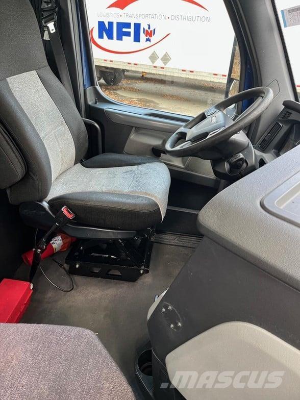 Freightliner CASCADIA 116 Τράκτορες