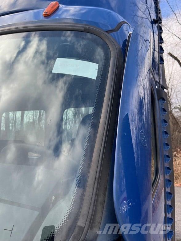 Freightliner CASCADIA 116 Τράκτορες