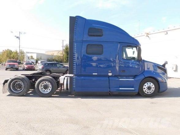 Volvo VNL64T860 Τράκτορες