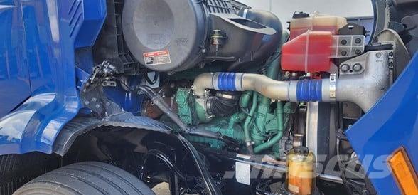 Volvo VNR64T300 Τράκτορες