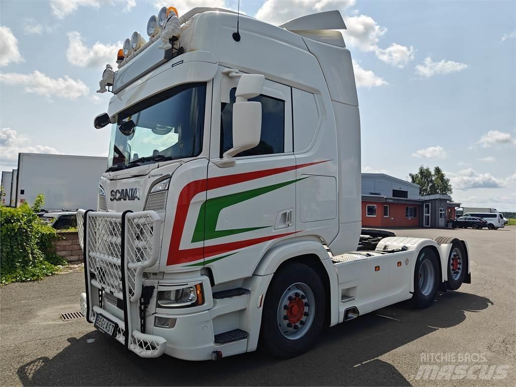 Scania R520 Τράκτορες