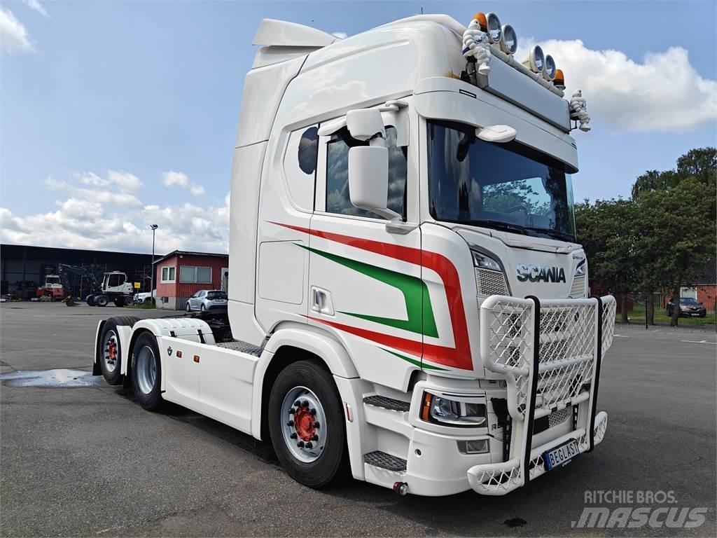 Scania R520 Τράκτορες
