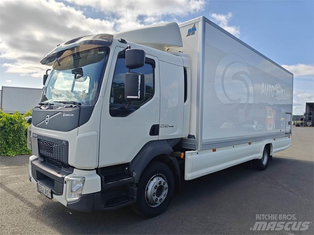 Volvo FL250 Φορτηγά Κόφα