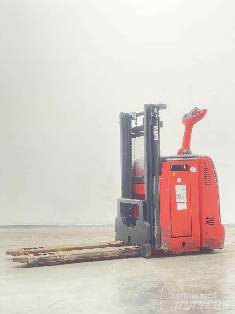 Linde D12-133 Παλετοφόρα πεζού χειριστή με ιστό