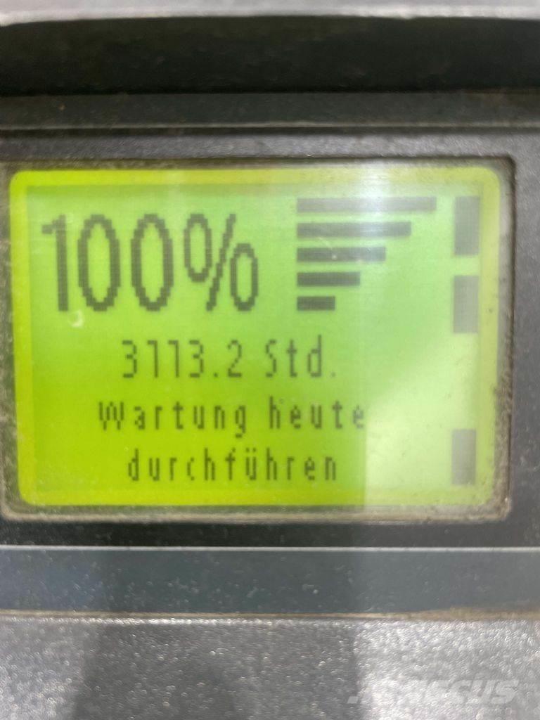 Linde D12AP-133 Παλετοφόρα πεζού χειριστή με ιστό